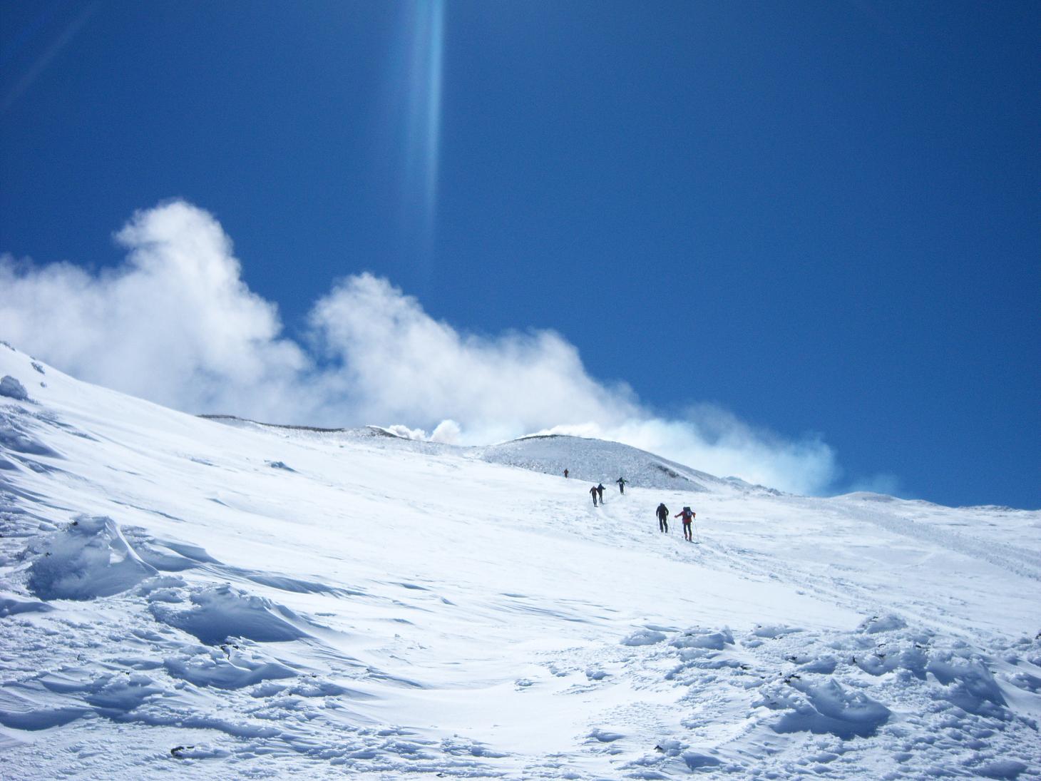 Salita all''Etna con gli sci
